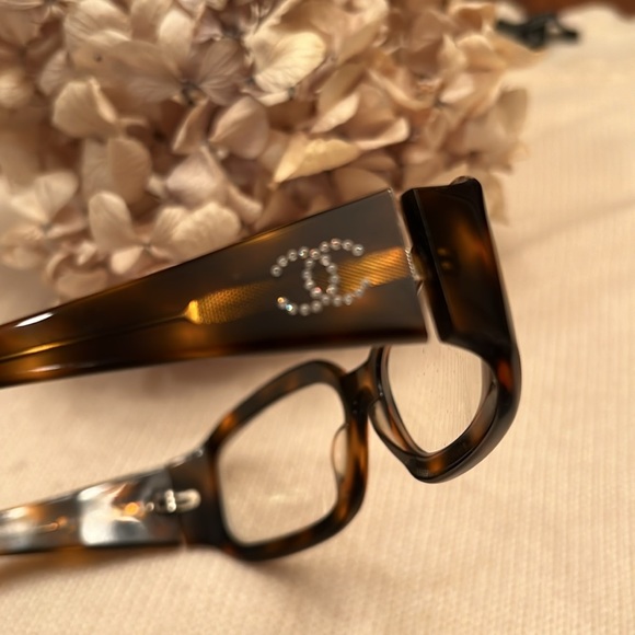 Chanel glasses - Picture 5 of 13